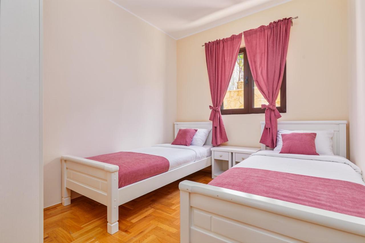 Kotor Sunset Apartments Екстер'єр фото